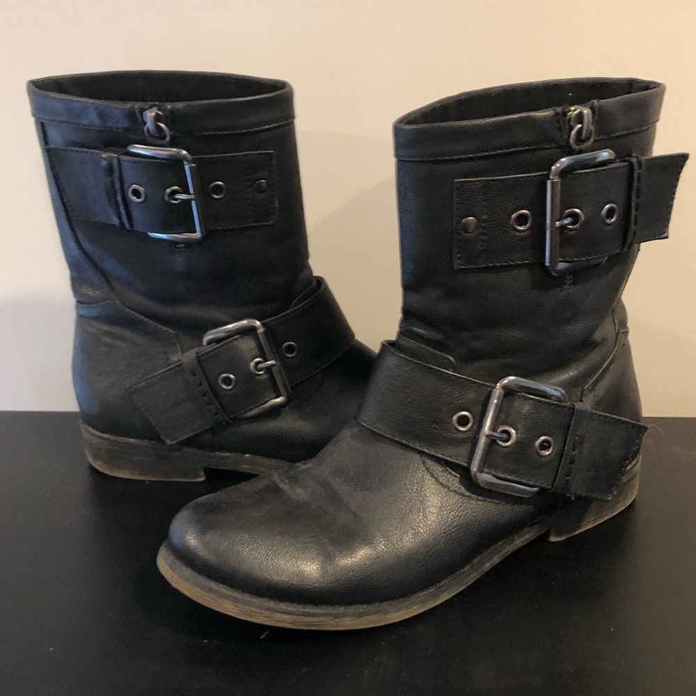 Aldo black motorcycle boots size 8.5